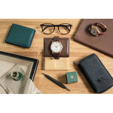 Watch Stand – Elegant Stand for Displaying Watches
